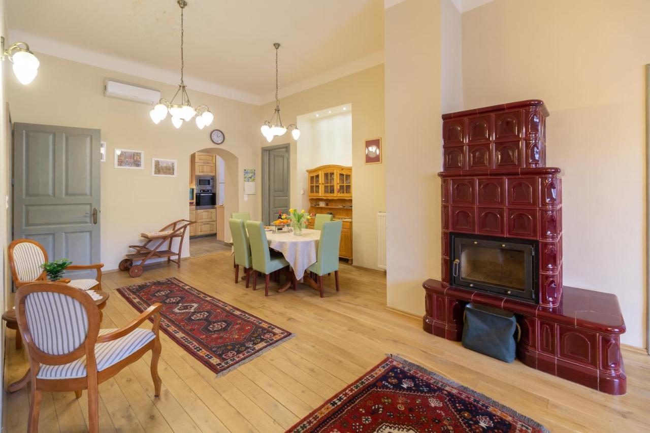 Jewel In Buda Apartment Budapest Esterno foto